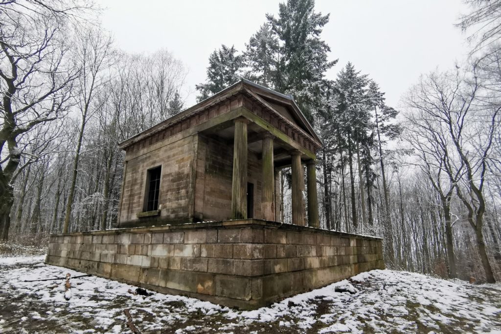 Griechischer Tempel auf dem Laves Kulturpfad